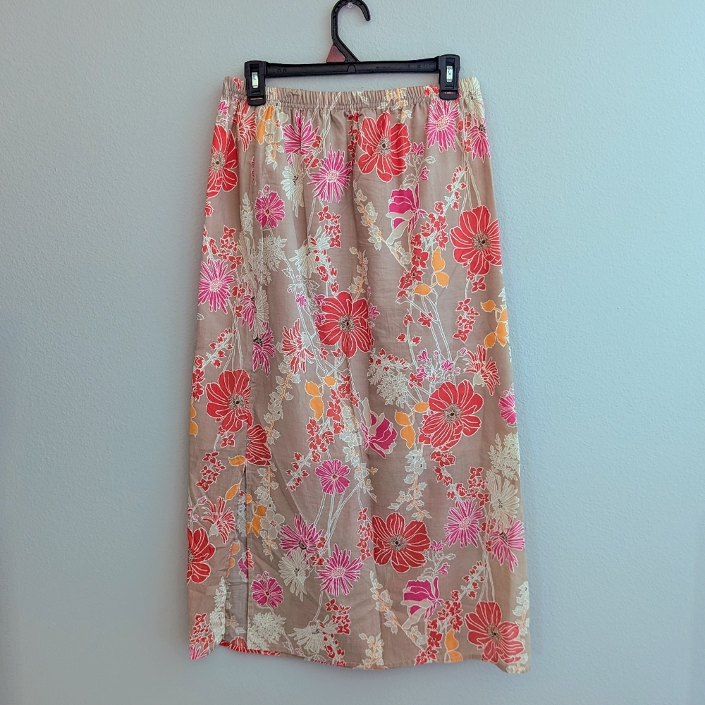 Cm Shapes Women's Skirt Size M
